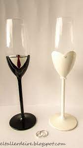 Copas de vino, de combinado, jarras de cerveza. Copas De Boda Pintadas A Mano Por Eltallerdeire En Etsy 15 00 Copas De Novios Copas Boda Copas Decoradas Para Boda
