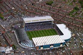 Old trafford is the largest stadium in the uk, with a capacity of 74,000. Maine Road Wikipedia