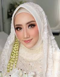 More Than 30 Muslim Wedding Makeup Muslimische Hochzeit Make Up Kerudung Pengantin Pengantin Wanita Gaya Pengantin
