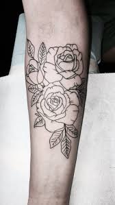 Pinterest Linell Rose Outline Tattoo Traditional Rose Tattoos Rose Tattoos