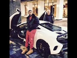 Drake's net worth clearly reflects his massive success in both music and acting his hit single god's plan topped the billboard hot 100 chart for ten weeks Drake Net Worth Cars And Houses Style And Fashion 2017 Youtube