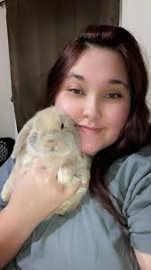 Do rabbits go gray with age?