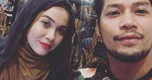 Sebenarnya, kami tak terkejut pun kalau kamal bawa emma jumpa keluarga. Actress Emma Maembong And Actor Kamal Adli Have Called It Quits Because Of Actress Zahirah Macwilson