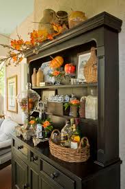 Good dining room design should include space for a dining room hutch or sideboard for some other kind of dining room storage that is attractive, efficient and easy to access. Home Decoration Dining Room Hutch Decorating Ideas