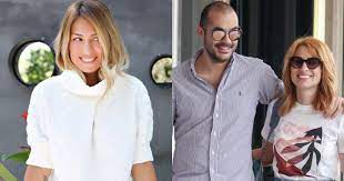 Live live πρόγραμμα ενημέρωση ειδήσεις, ενημερωτικές εκπομπές. Se Pelagh Eytyxias H Maria Hliakh H Prwth Fwtografia Me To Neogennhto Mwro Ths Magnesia Tv