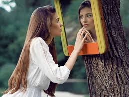 After she spends all her money, an evil enchantress queen schemes to marry a handsome, wealthy prince. Mirror Mirror On The Wall Who Is A True Narcissist Sunshine Coast Daily