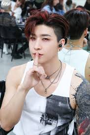 Pin By Sanni On Vav Vav Kpop Tattoos Kpop Idol