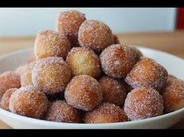 Das Rezept Fur Quarkballchen Wie Vom Backer Selber Machen Andere Rezepte Zum Selbermachen Inklusive Quarkballchen Rezept Rezepte Quarkballchen Selber Machen