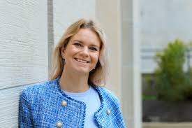 Former aspiring aviation officer Rachel Anderson J.D./M.B.A. ...