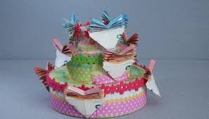 Die kinder und jugendlichen basteln das ein kleines aber nettes geschenk zu weihnachten oder der adventszeit. Geldtorte Mit Serviettentechnik