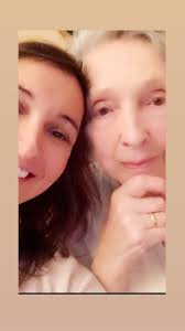 J avais 13 ans quand j ai ecris , Le coeur d une maman, C etait bien Madame  Floch ,notre maman au coeur d un d or , D une patience infinie, D un regard  et sourire si tendre , Elle faisait Que nous ...