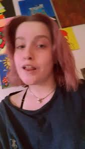 Kaiden Fox (@_uh_huh_honey)