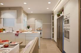 We focus on researching,production and marketing of high cri led downlights,wall washer downlight,and led cob spotlight all over the world. Mejor Iluminacion En Tu Cocina Con Downlight Led Qmadis