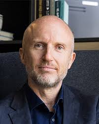 Ben Munroe's Instagram, Twitter & Facebook