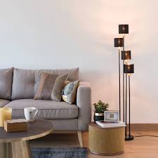 Lampadaire Quadruple En Metal Noir Et Abat Jours Noirs Woburn Maisons Du Monde Meuble Unique Deco Maison Meuble Deco