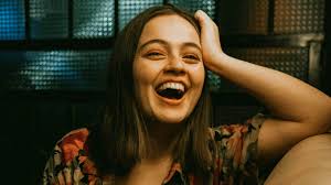 People Who Do This For Just 5 Minutes A Day Live Much Better Lives,  According To Research | YourTango