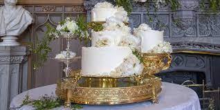 Meghan markle's wedding cake credit: Prince Harry And Meghan Markle Wedding Cake Who Is Making The Cake For The Royal Wedding