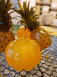 Les Fruits Confits En Provence Confit Fruits Confits Fruits