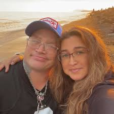 Raider Nation Fam. Mi Familia have a great day. Always wear the Silver and  Black proudly. Don't let anything get you down. Raider Nation 4 life.  RAIDERS!!!!!!!