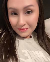 Jenna Oakes's Instagram, Twitter & Facebook