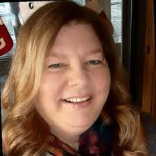 Noreen Fowler's Instagram, Twitter & Facebook