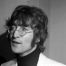 Bethan Saunders (theteacosey)