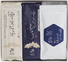 商品一覧 一般のお客様へ セット商品 雪室貯蔵 魚沼産そば粉100 雪室屋乾麺8人前 そば茶ギフト 生蕎麦 へぎそばの通販 お取り寄せ 株式会社イチカラ畑 packaging design japanese packaging japan design