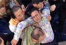 Iletişime geçiniz + vergiler + ulaşım+ konaklama+ teknik ses sahne işık vs. à¸šà¸™à¸—à¸§ à¸•à¹€à¸•à¸­à¸£ Mahmut Tuncer Coca Cola Reklaminda Ozcan Denizden Daha Iyi Bayilma Taklidi Yapardi Http T Co 19lghwgsud