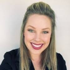 Heather Demars's Instagram, Twitter & Facebook