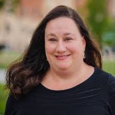 Jennifer Dossett's Instagram, Twitter & Facebook