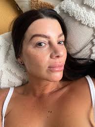 Guess what I'm not wearing?....eye make up! What were you thinking?! Thank  you Alejandra at The Wink Lab in West Chester for doing my Volume Lash  Extensions!👀💕