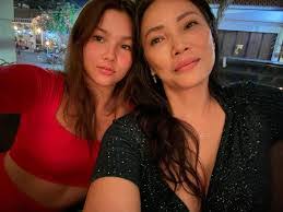 Navia Nguyen's Instagram, Twitter & Facebook