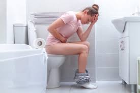 Mimpi melihat mata seseorang yang terbuat dari emas, bisa berarti matanya akan menjadi buta. 10 Arti Mimpi Buang Air Besar Yang Perlu Moms Ketahui Orami