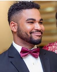 Hoy esta de fiesta de cumpleaños mi bebe @raymond_figueroap gracias mi Dios  por darme un hijo honesto, bueno, inteligente, humilde, desprendido, con un  enorme corazón, buen hijo, buen hermano, buen amigo, son