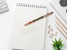 With pencil magic readers will learn to improve their artistic skills with just two simple tools: El Capricho Gaudi Pencils Colour Pencils