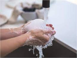 But in the case of hot water, you can easily feel the temperature with your hand. Use Lukewarm Water