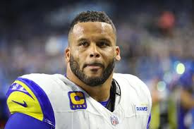 Aaron Donald returning to the Los Angeles Rams in 2026