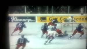 Sledujte exkluzívne online prenosy zo všetkých zápasov slovenskej tipos extraligy, alebo českej tipsport extraligy. Prvy Gol Pavla Demitru Na Ms Slovensko Usa Vieden 27 4 1996 Youtube