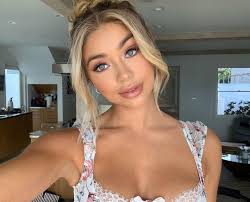 Morgan Avery - Free pics, galleries & more at Babepedia