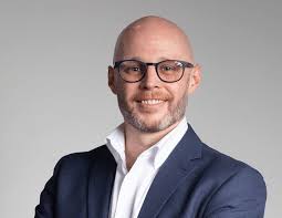 Maritime safety leader becomes Honorary Doctorate