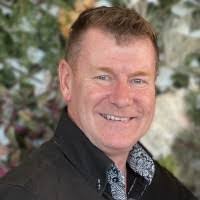 Stephen Decosta's Instagram, Twitter & Facebook