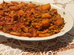 In porzione mignon può fungere. Seppie Con Piselli E Patate Di Nonna Clara Kitchen Clue