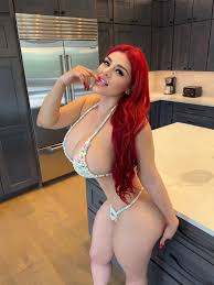 Vianey Frias - Free nude pics, galleries & more at Babepedia