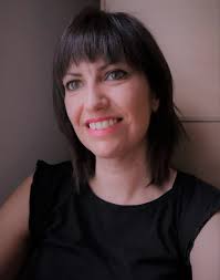 Fifties Housewives To Workplace Empowerment: How The "Self Esteem" Ethos  Has Shaped Feminism