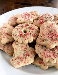 Preheat oven to 350 degrees. Searching For Jingles Cookies Anise Cookies Anise Cookie Recipe Recipes