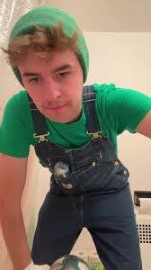 Quentin Dalton's Instagram, Twitter & Facebook