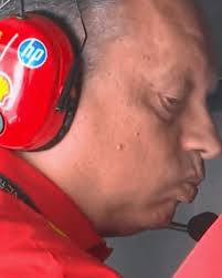 Find someone that loves you like Yuki Tsunoda loves tyre blankets 😂