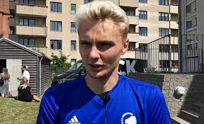 Victor enok nelsson (born 14 october 1998) is a danish footballer who plays as a centre back and is the fifth captain for fc copenhagen. Football Talent Scout Jacek Kulig On Twitter Very Good Performance By 21 Year Old Victor Nelsson Against Man United Yesterday Despite The Result His Development Is Exemplary So Far Superb Centre Back Another Danish
