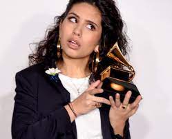 Alessia Cara Everything You Need To Know About The Best New Artist 2018 Grammy Winner Popbuzz