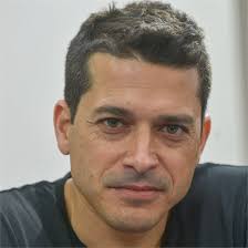 עמיחי שיקלי, ראש המכינה הקדם צבאית תבור, בסרטון יפהפה על מהי הפריפריה האמיתית היום בישראל, ומדוע הנוער האיכותי והמבוסס דווקא הוא נוער. 103fm ×¢×ž×™×—×™ ×©×™×§×œ×™